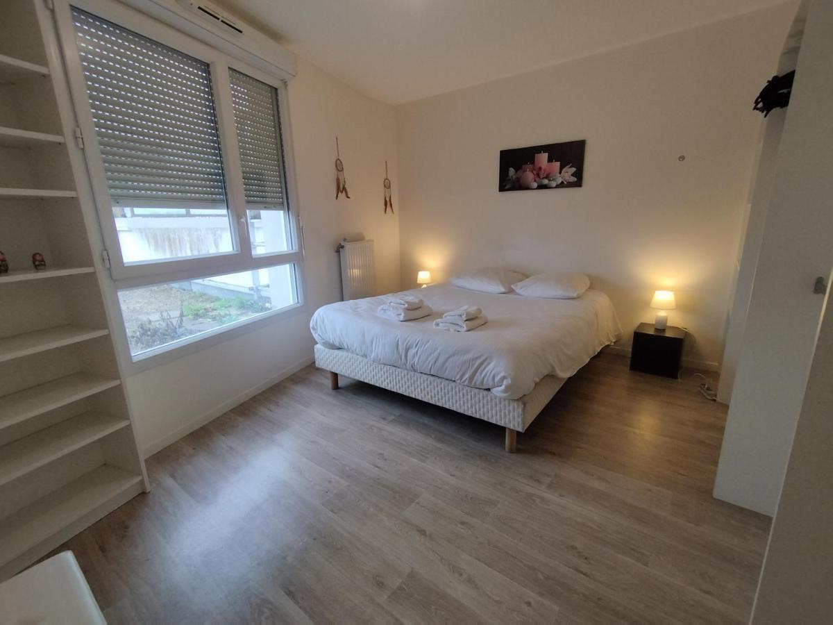 Saint Denis Appartement 2 Chambres Avec Parking Zewnętrze zdjęcie